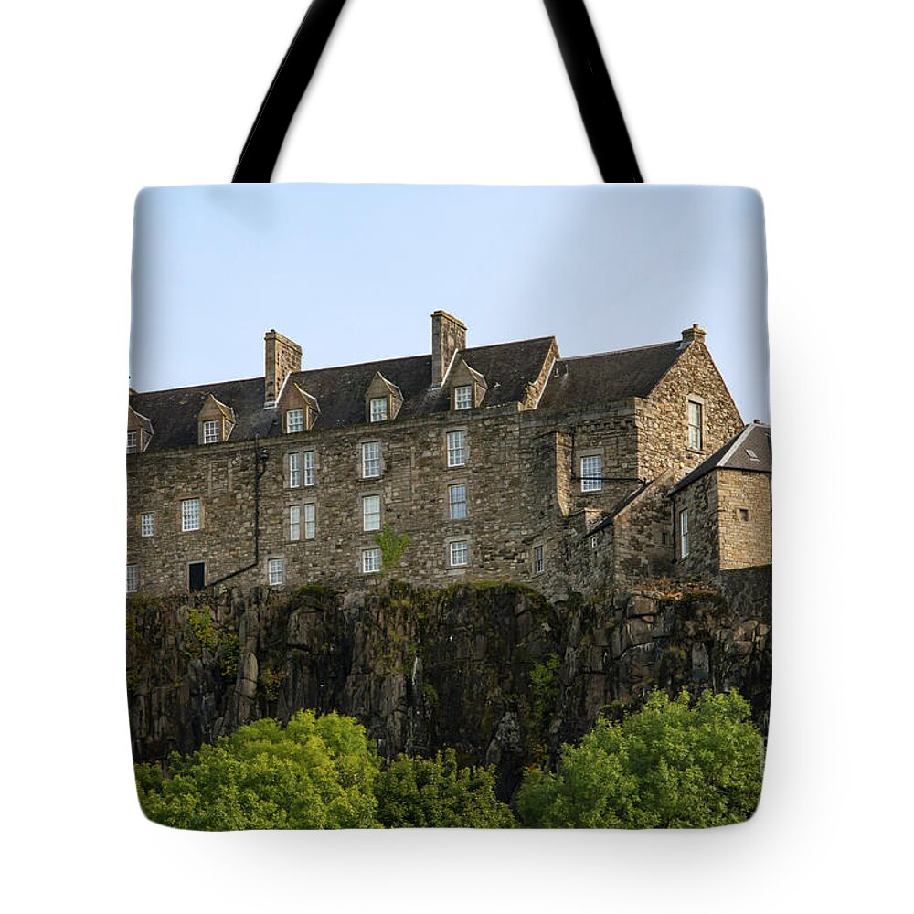 Sterling Tote Bag featuring the photograph Sterling Castle by Bob Phillips