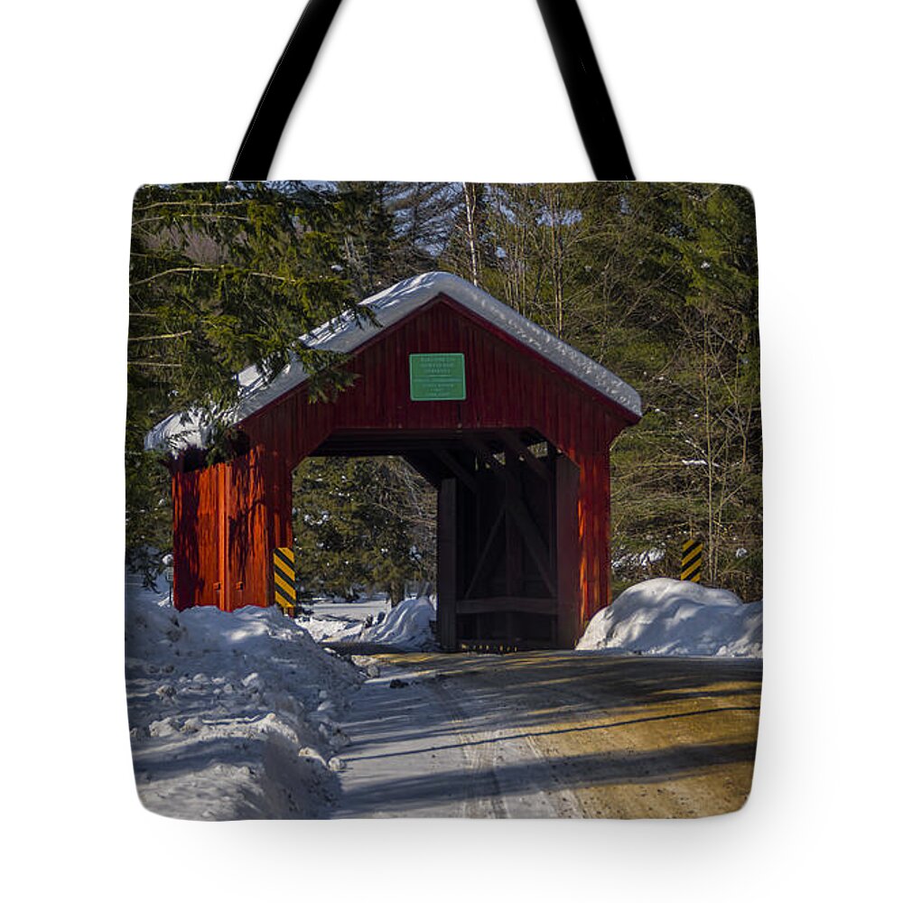 Stony Brook Covered Bridge Tote Bag featuring the photograph Stony Brook Covered Bridge by Scenic Vermont Photography
