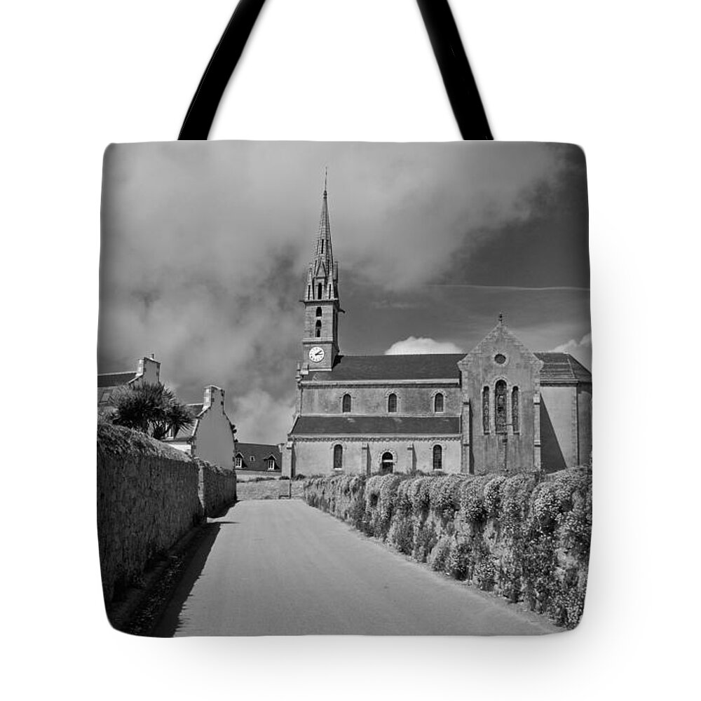 Ile De Batz Tote Bag featuring the photograph Straight to the Church by Eric Tressler