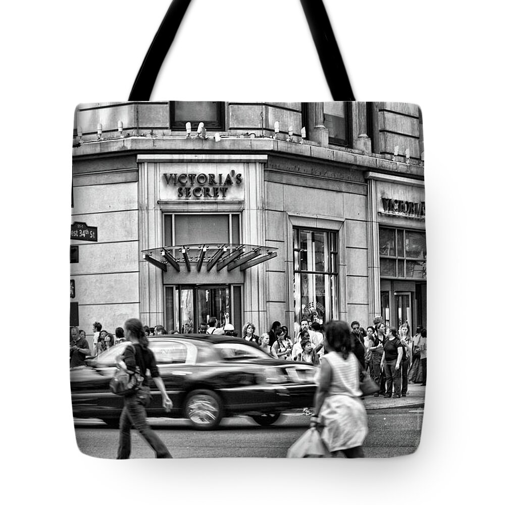 New York Tote Bag featuring the photograph Streets NY BW by Chuck Kuhn