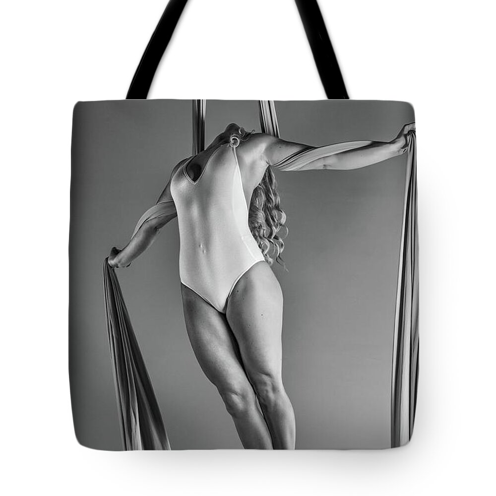 Silks Tote Bag featuring the photograph Strung Taut Silks by Monte Arnold
