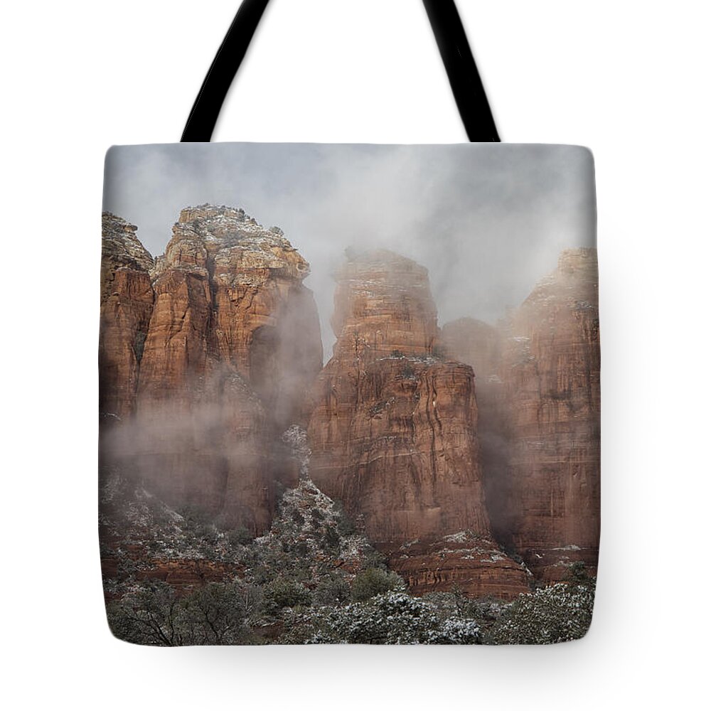 Sugarloaf Mountain Tote Bag featuring the photograph Sugarloaf Trail by Tom Kelly