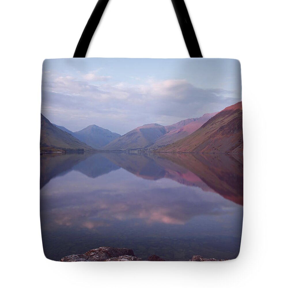 Wastwater Tote Bag featuring the photograph Summer at Wastwater in Cumbria by Pete Hemington