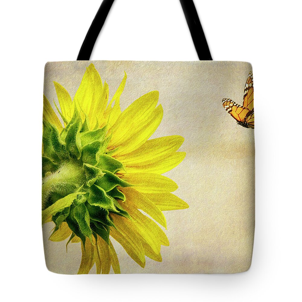 Sunflower Tote Bag featuring the photograph Summer Sun by Cathy Kovarik