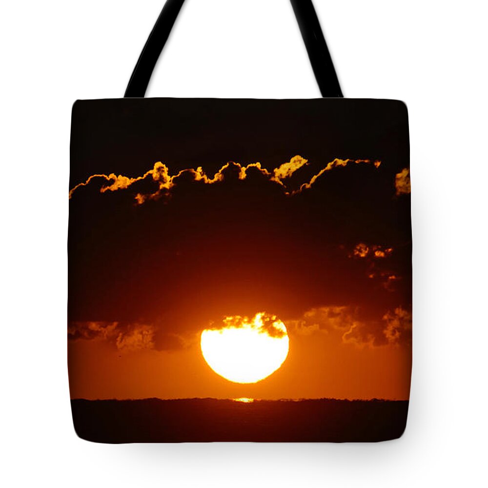 Sun Tote Bag featuring the photograph Sunrise Crown by Lawrence S Richardson Jr