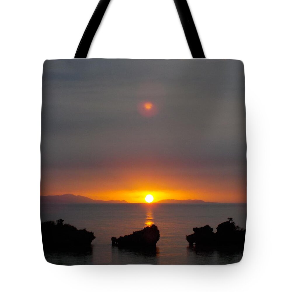 Sunrise Tote Bag featuring the photograph Sunrise by Minami Daminami