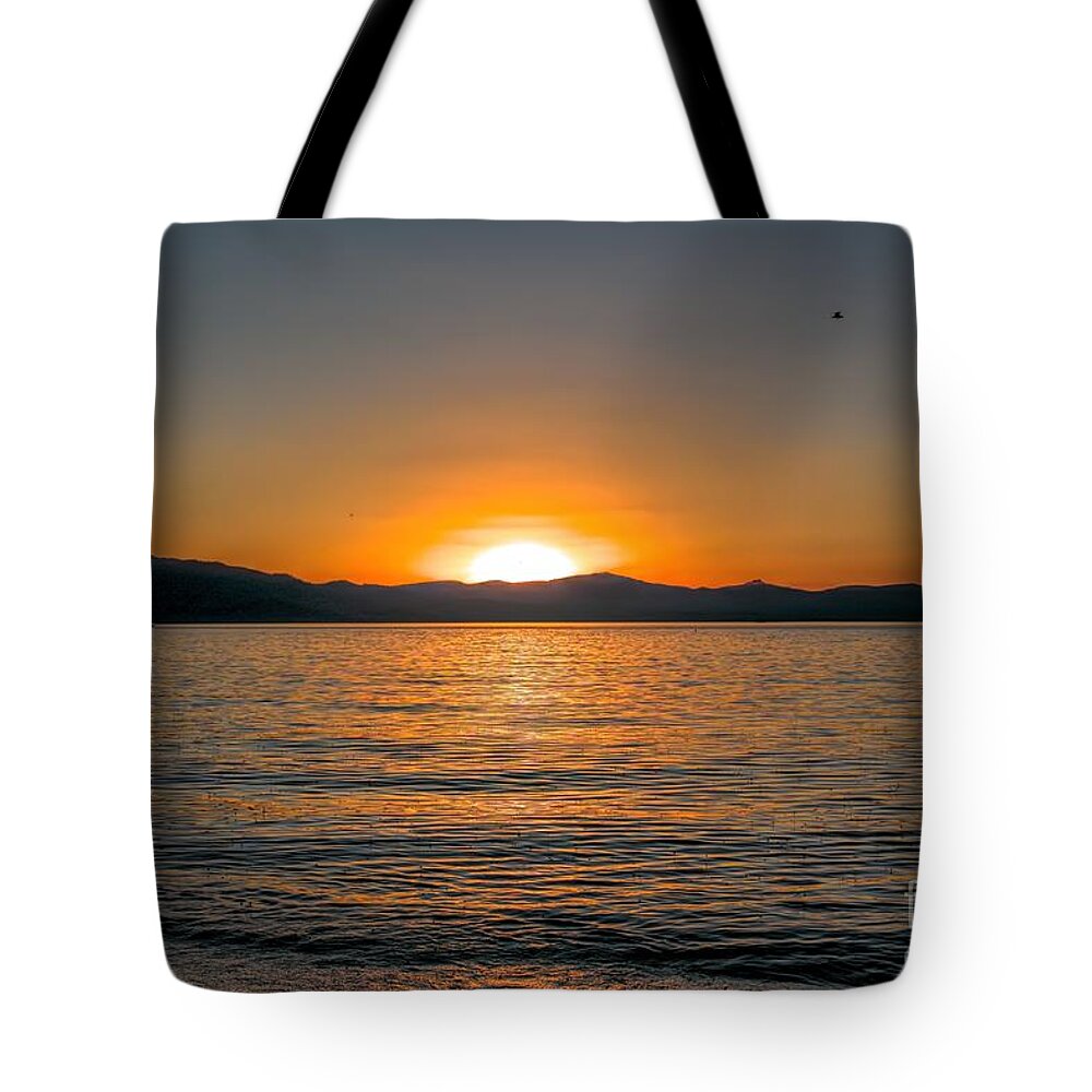 Alpine Tote Bag featuring the photograph Sunset Lake 3 by Joe Lach