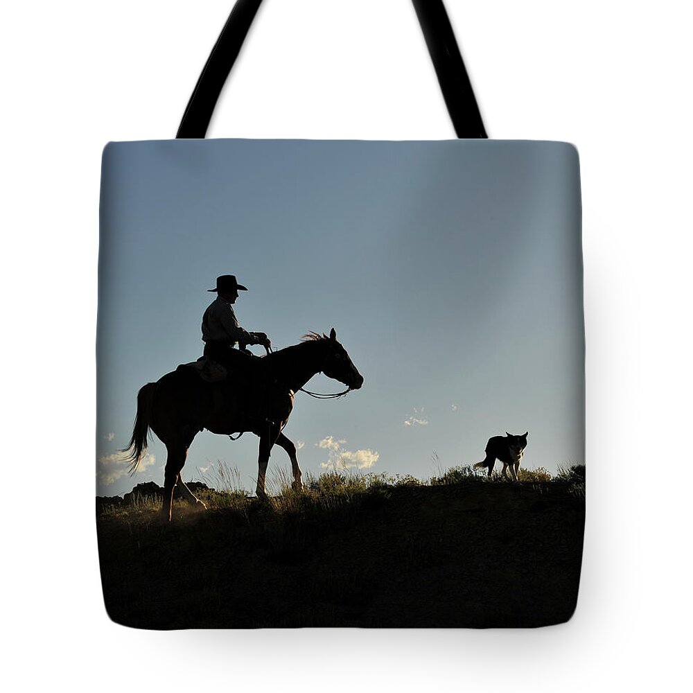 Western Tote Bag featuring the photograph Sunset Ride by Amanda Smith