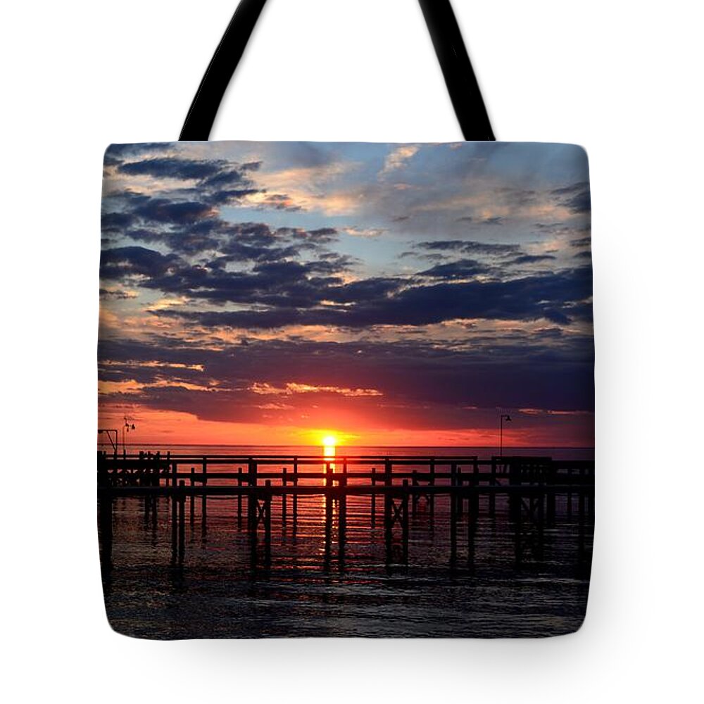 Sunset Tote Bag featuring the photograph Sunset - South Carolina by Adrian De Leon Art and Photography