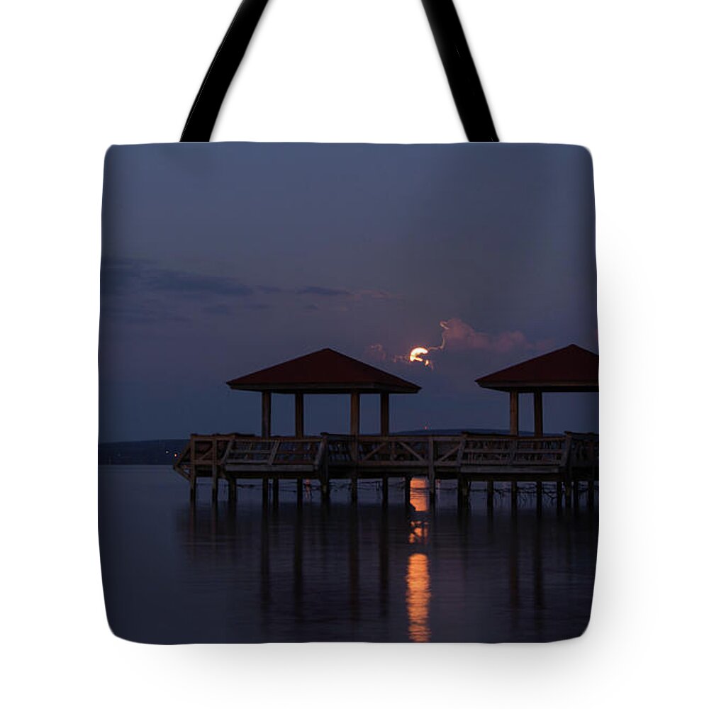 Super Moon Tote Bag featuring the photograph Super Moon over Lake Dardanelle by Eilish Palmer