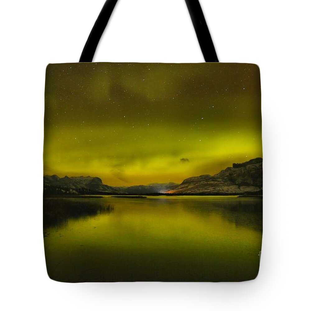 Northern Lights Tote Bag featuring the photograph Talbot Lake Aurora Borealis by Adam Jewell