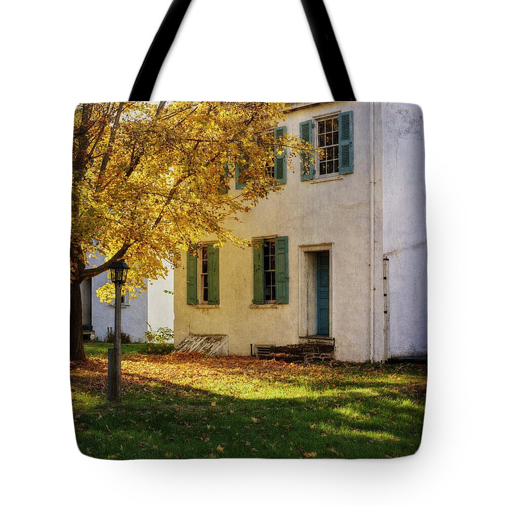 (day Or Daytime) Tote Bag featuring the photograph Taylorsville House in Autumn by Debra Fedchin