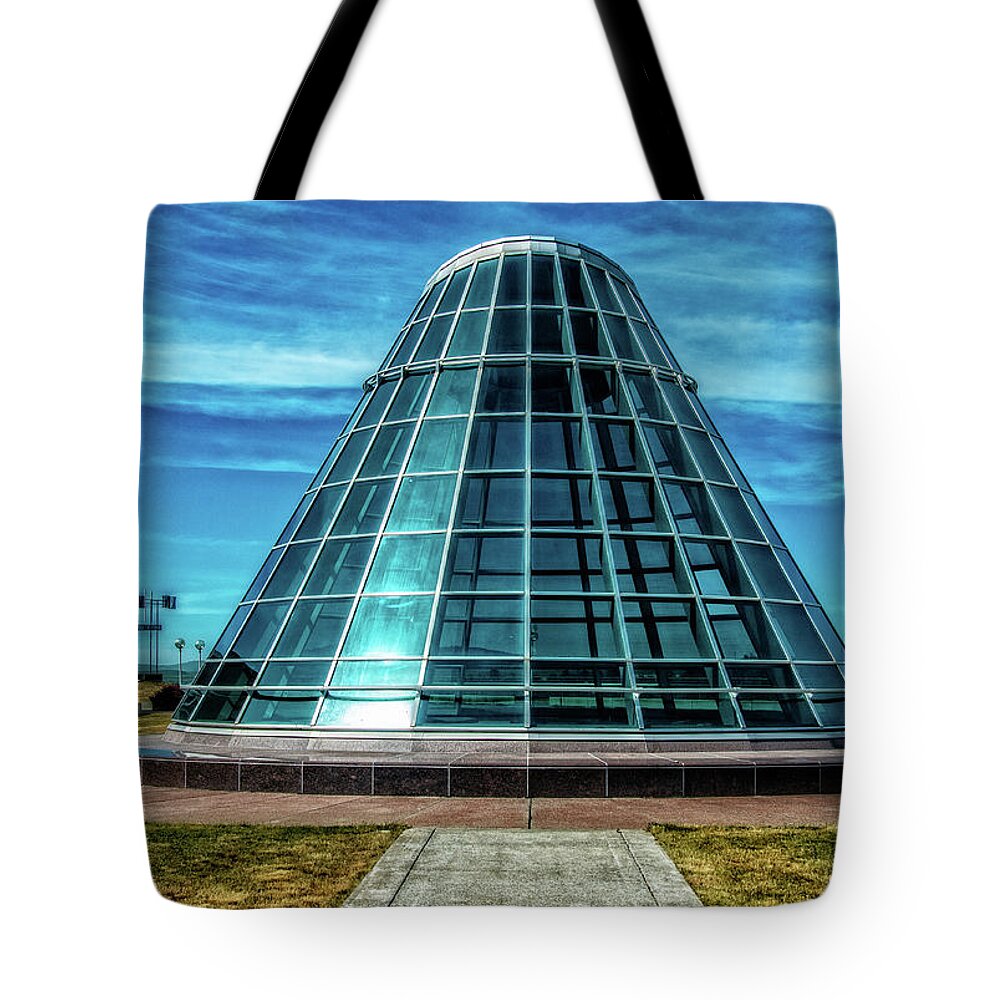 Wsu Tote Bag featuring the photograph Terrell Library Skylight Dome by Ed Broberg