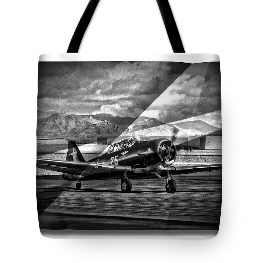 Artistic Tote Bag featuring the photograph Texan by Richard Gehlbach