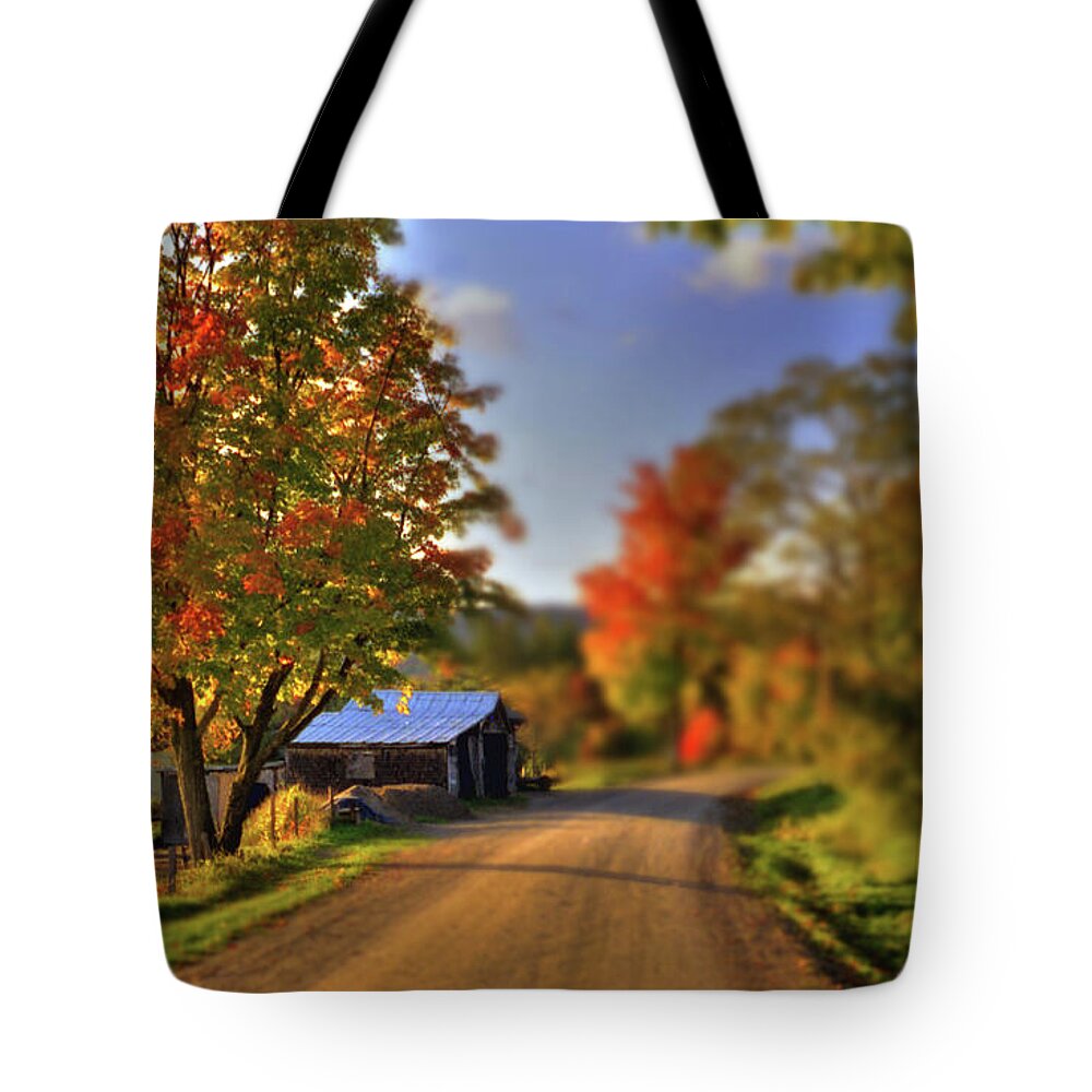 Barn Tote Bag featuring the photograph The Barn at the Bend by Wayne King