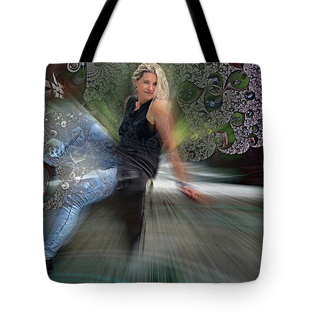 Avant-garde Tote Bag featuring the digital art The beauty of fractals by Silvano Franzi