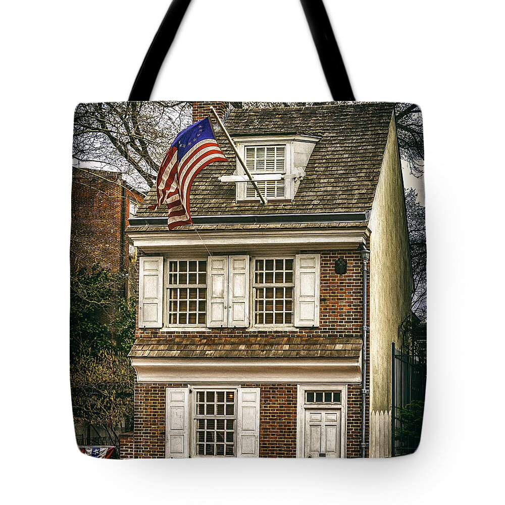 Philadelphia Tote Bag featuring the photograph The Betsy Ross House by Nick Zelinsky Jr