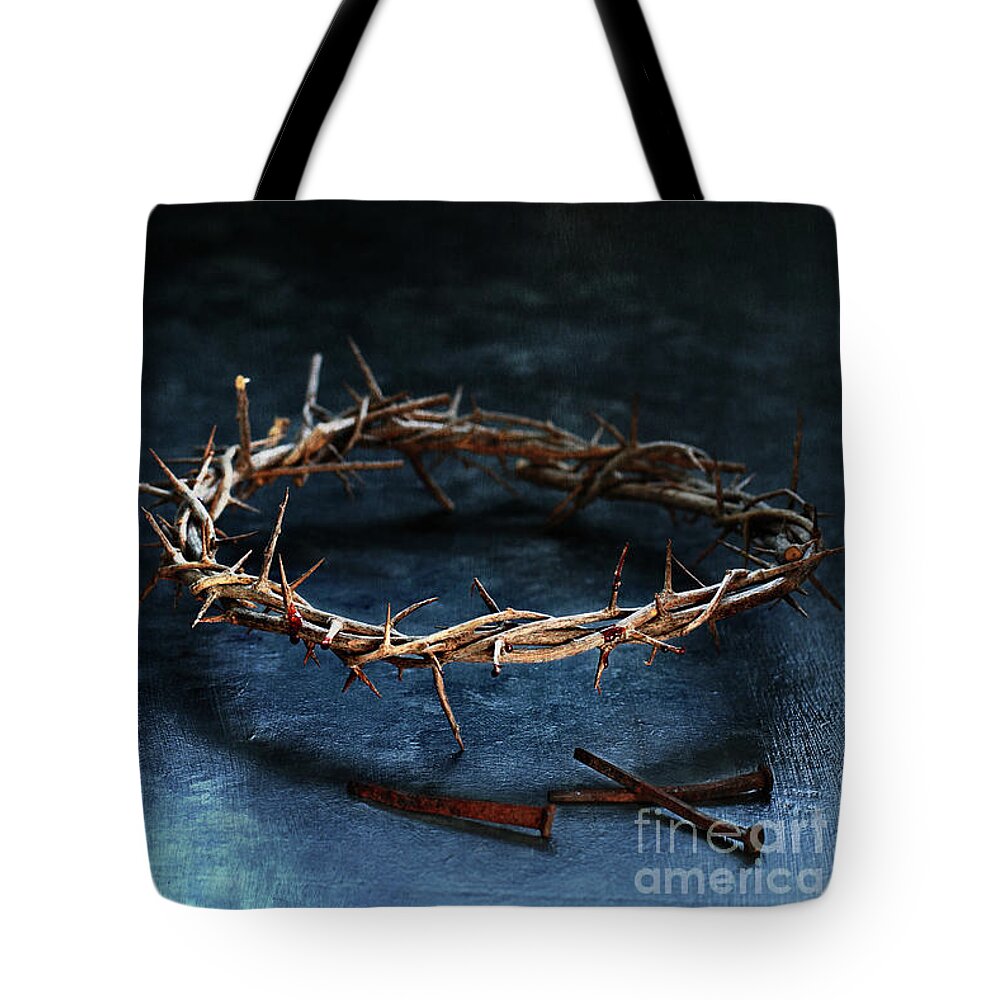 Crown Tote Bag featuring the photograph The Crown of Jesus Christ by Stephanie Frey