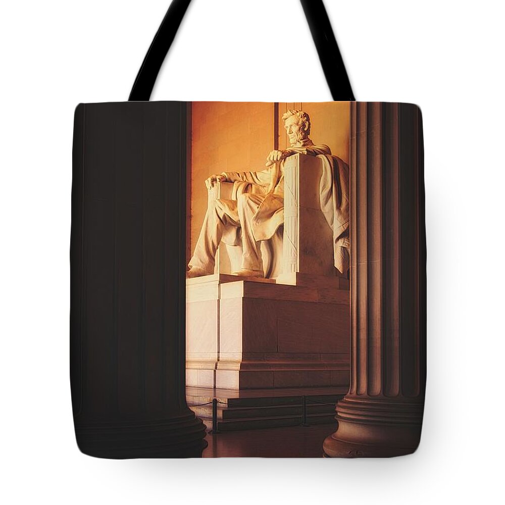 Lincoln Memorial Tote Bag featuring the photograph The Lincoln Memorial by Mountain Dreams