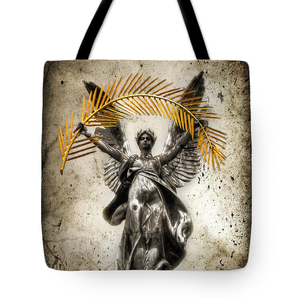 City Tote Bag featuring the photograph The Muse by Evelina Kremsdorf