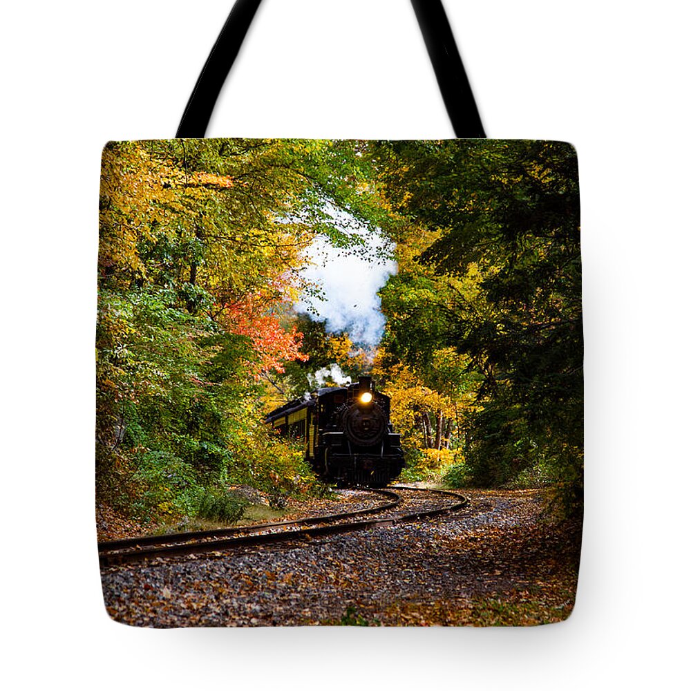 #jefffolger Tote Bag featuring the photograph The number 40 rounding the bend by Jeff Folger