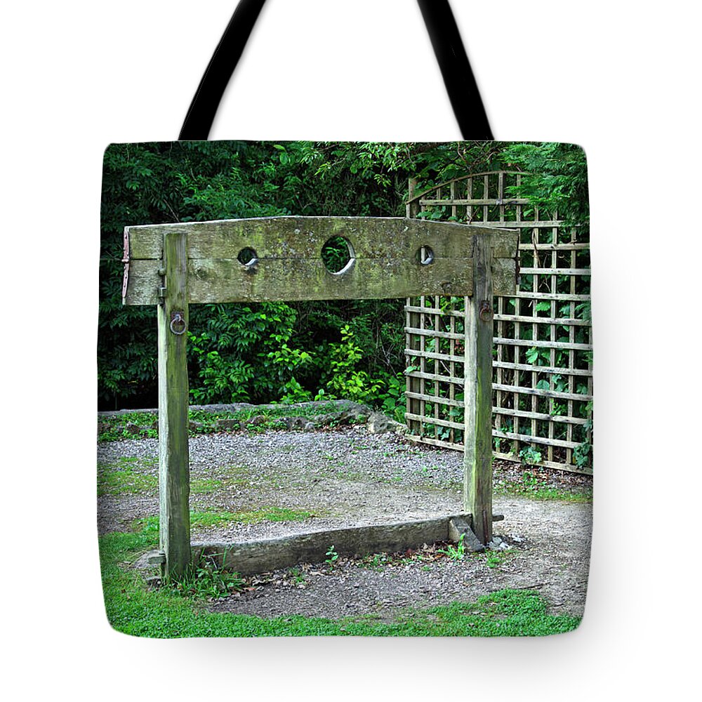 Medieval Tote Bag featuring the photograph The Pillory In Shanklin Old Village by Rod Johnson