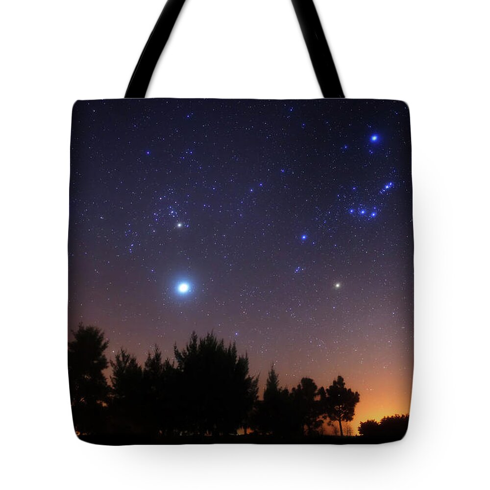 Horizontal Tote Bag featuring the photograph The Pleiades, Taurus And Orion by Luis Argerich