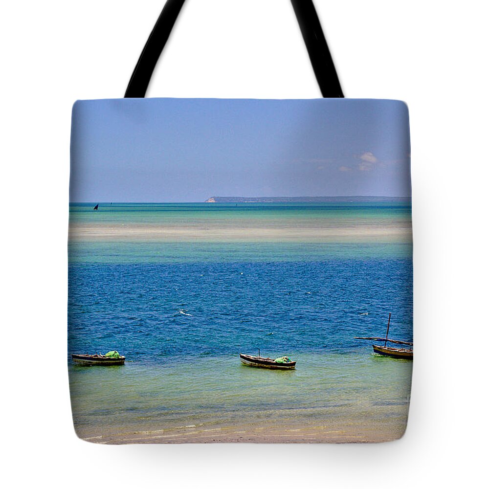 Vilanculos Tote Bag featuring the photograph Tide Colours by Jeremy Hayden