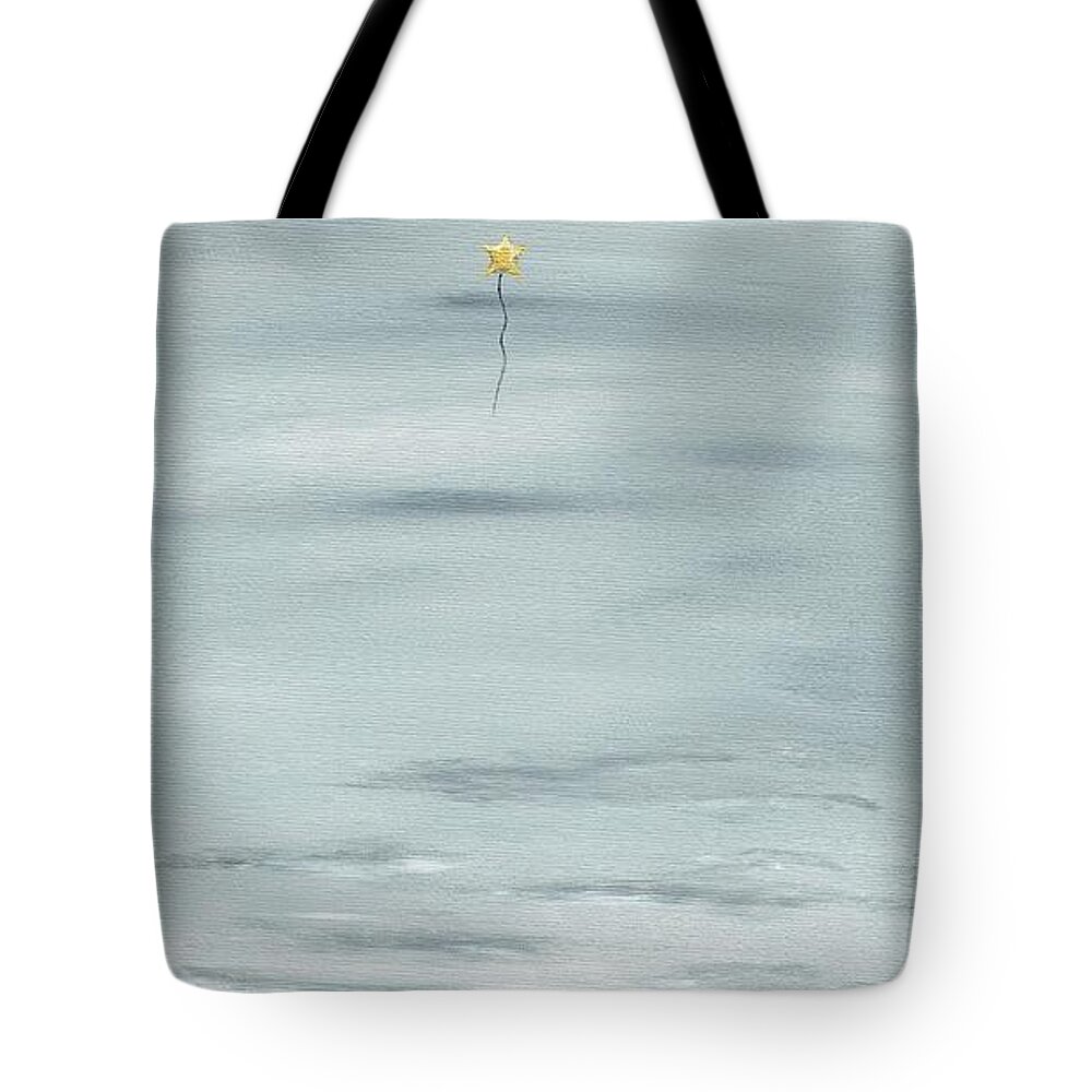 Balloon Tote Bag featuring the painting To the stars by Kenneth Clarke