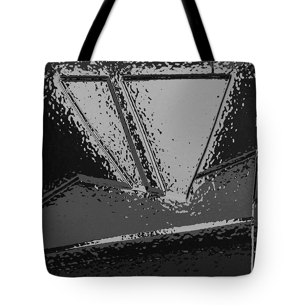 Abstract Tote Bag featuring the photograph Tonight Will Be Fine Detail 2 by Dick Sauer