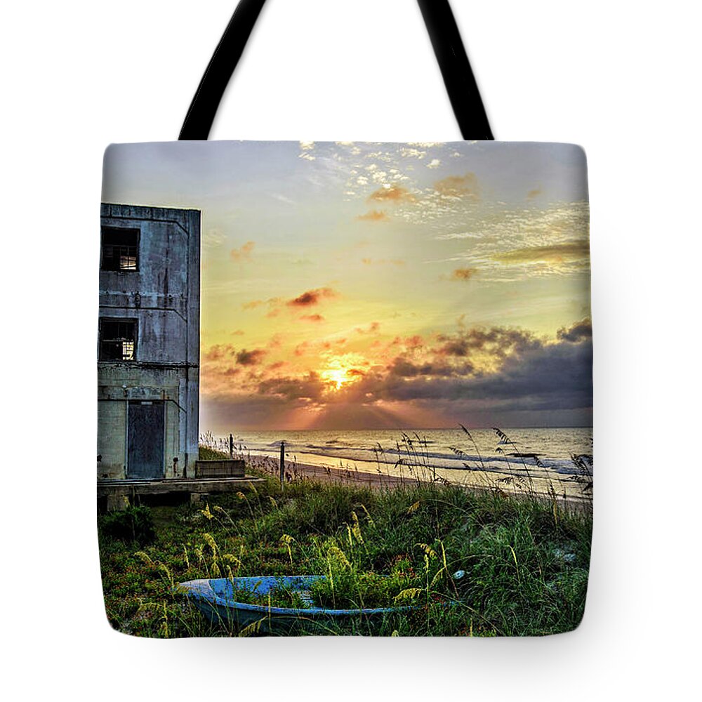 Sunrise Tote Bag featuring the photograph Tower of Gold by DJA Images
