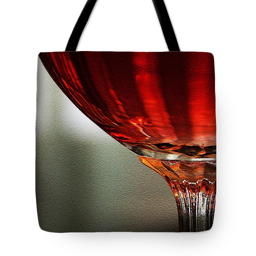 Wine Tote Bag featuring the photograph Tracing The Curve by Linda Shafer