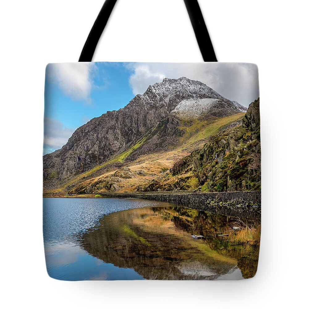 Llyn Ogwen Tote Bag featuring the photograph Tryfan Mountain Snowdonia by Adrian Evans