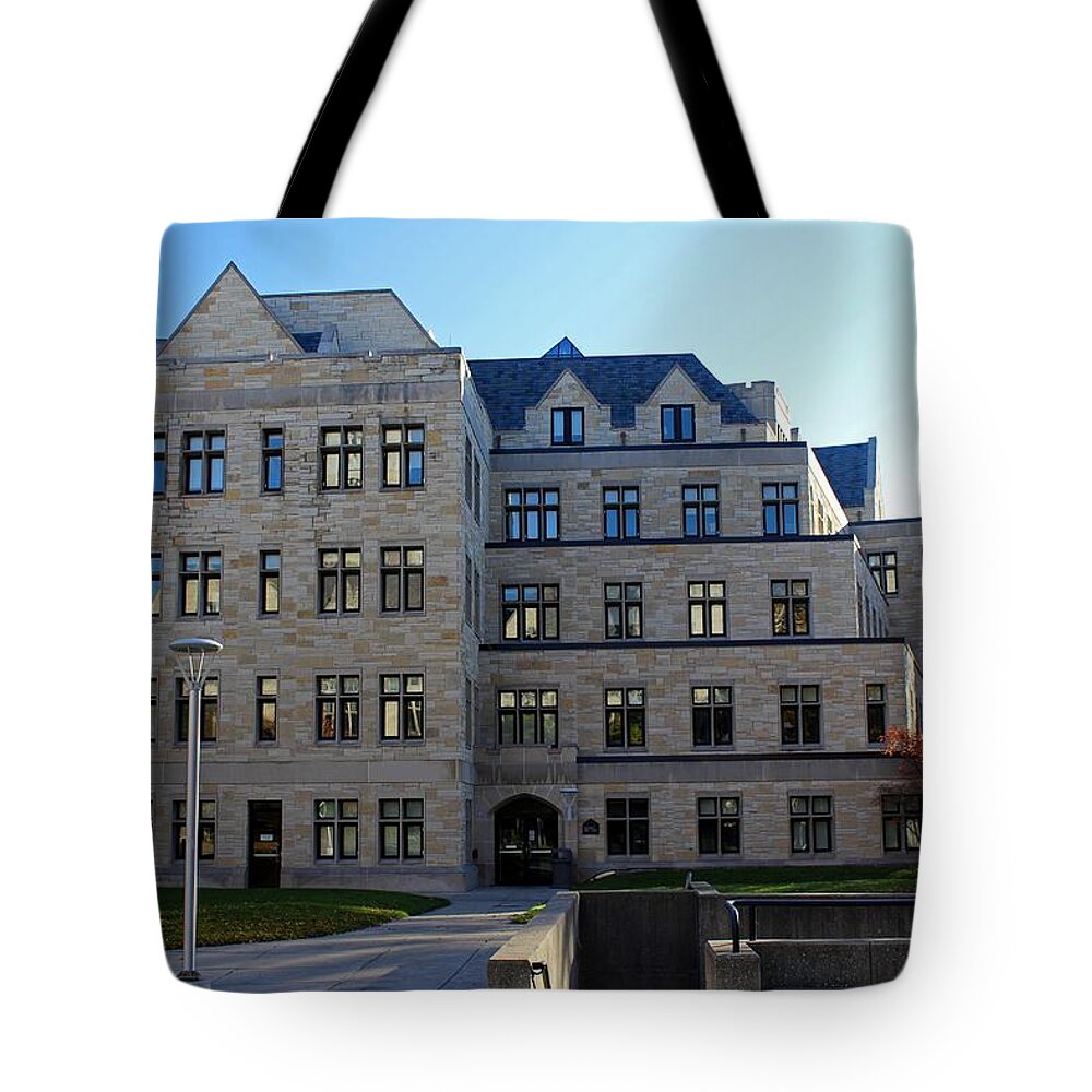 University Of Toledo Tote Bag featuring the photograph University of Toledo Stranahan Hall II by Michiale Schneider