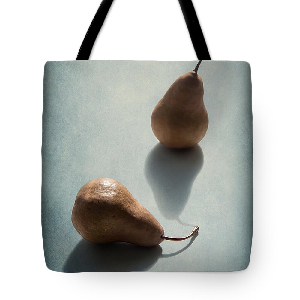 Stilllife Tote Bag featuring the photograph Unrequited by Maggie Terlecki