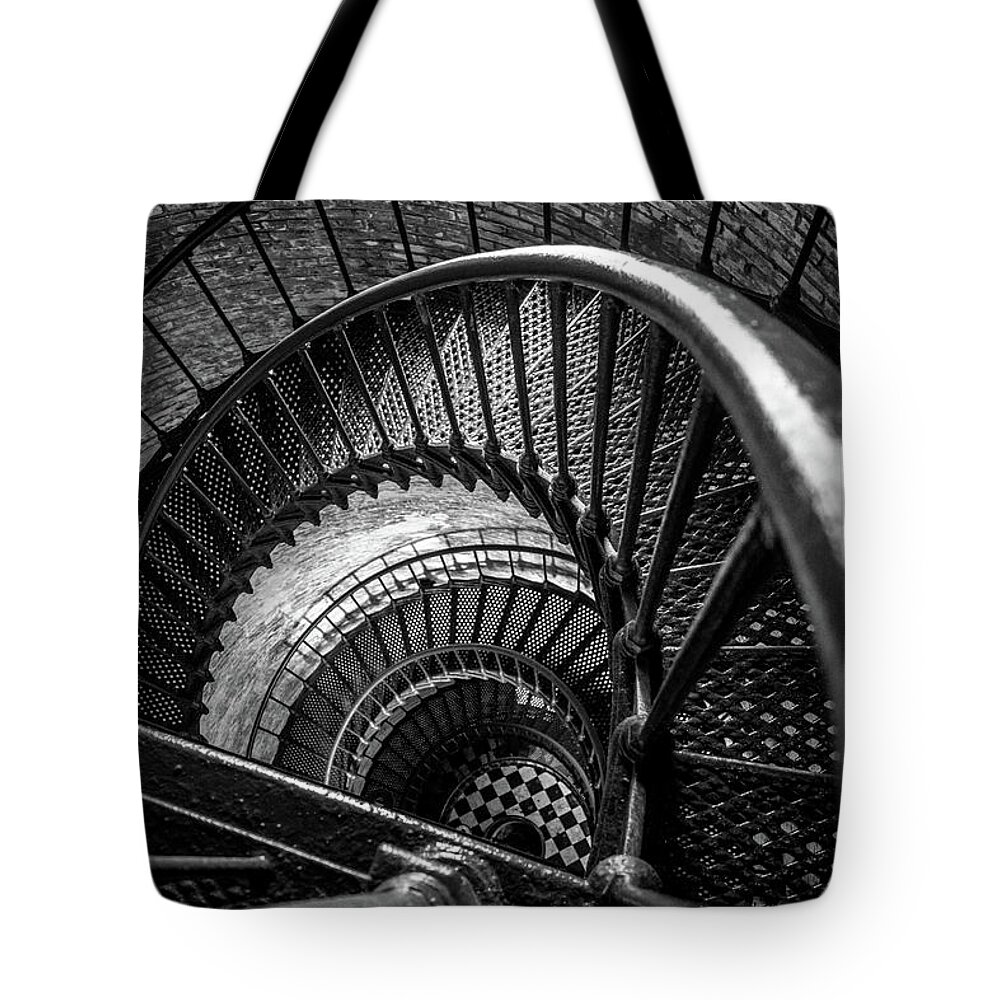 Currituck Staircase Tote Bag featuring the photograph Unwind - Currituck Lighthouse by David Sutton