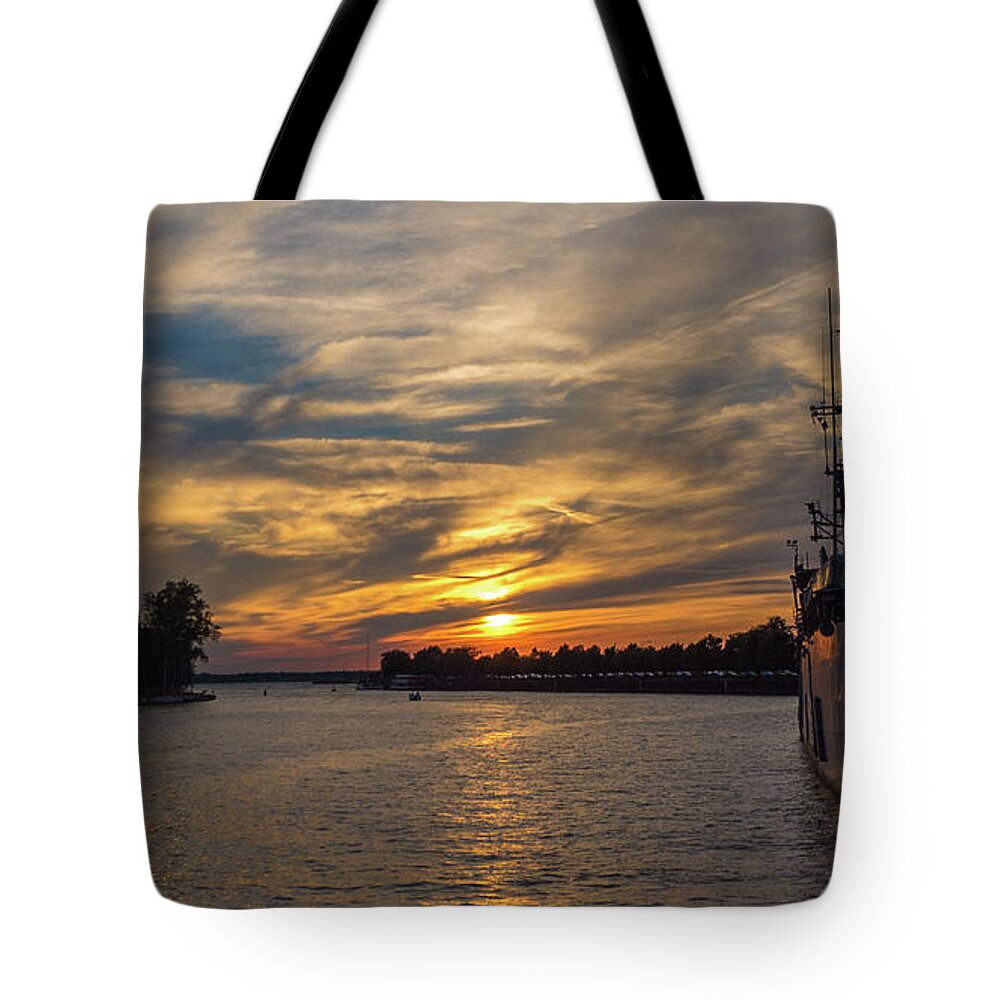 A7s Tote Bag featuring the photograph USS Little Rock by Dave Niedbala
