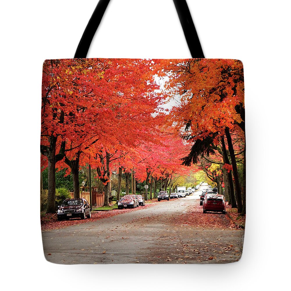 Autumn Tote Bag featuring the photograph Vancouver Autumn in the City by Maria Janicki