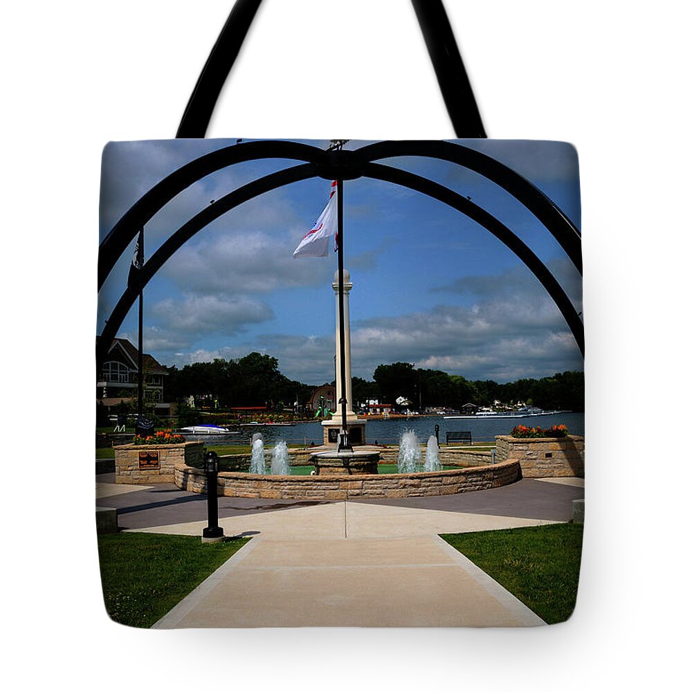 Outdoors Tote Bag featuring the photograph Veterans Memorial Park by Deborah Klubertanz