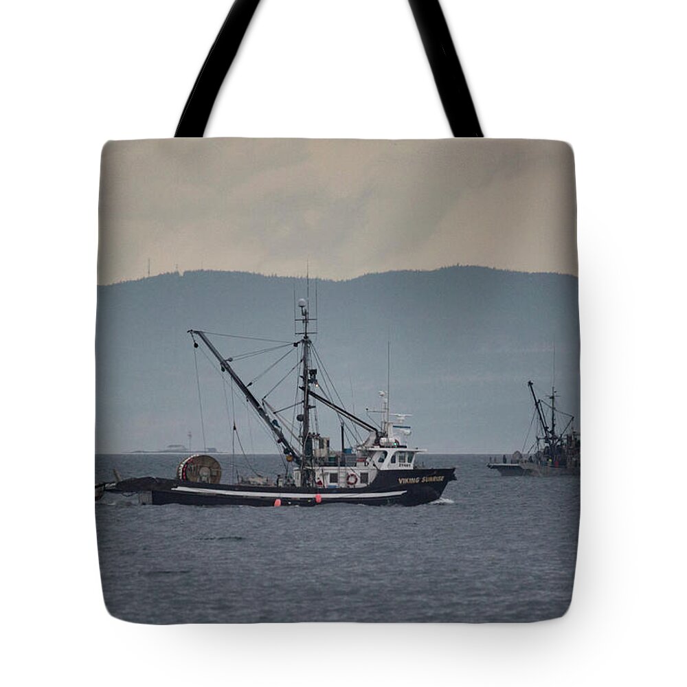 Viking Sunrise Tote Bag featuring the photograph Viking Sunrise by Randy Hall