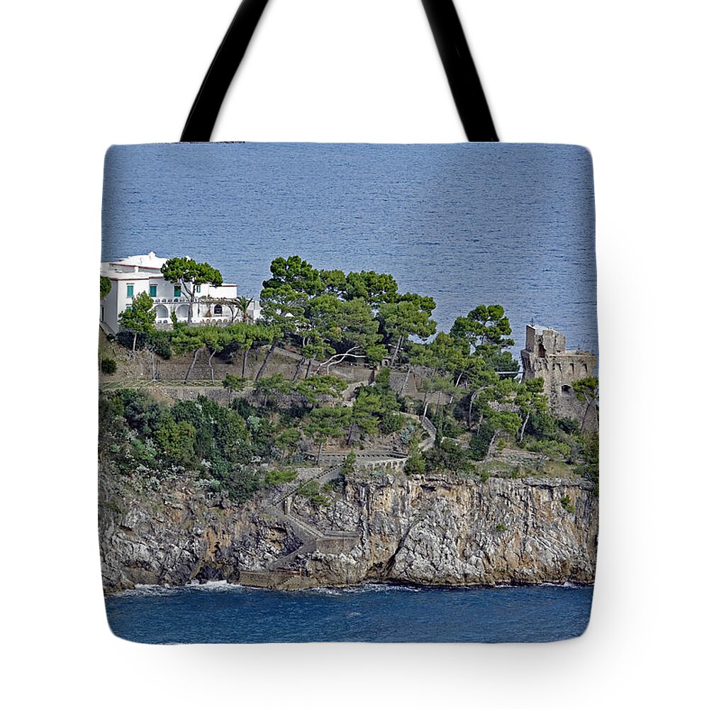 Amalfi Coast Tote Bag featuring the photograph Villa Owned By Sophia Loren On The Amalfi Coast In Italy by Rick Rosenshein