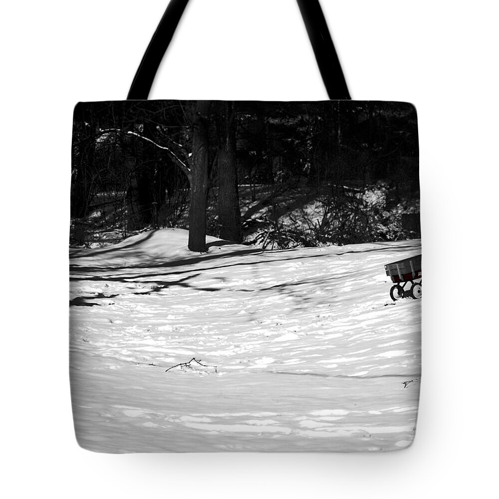  Tote Bag featuring the photograph Wagon by Melissa Newcomb