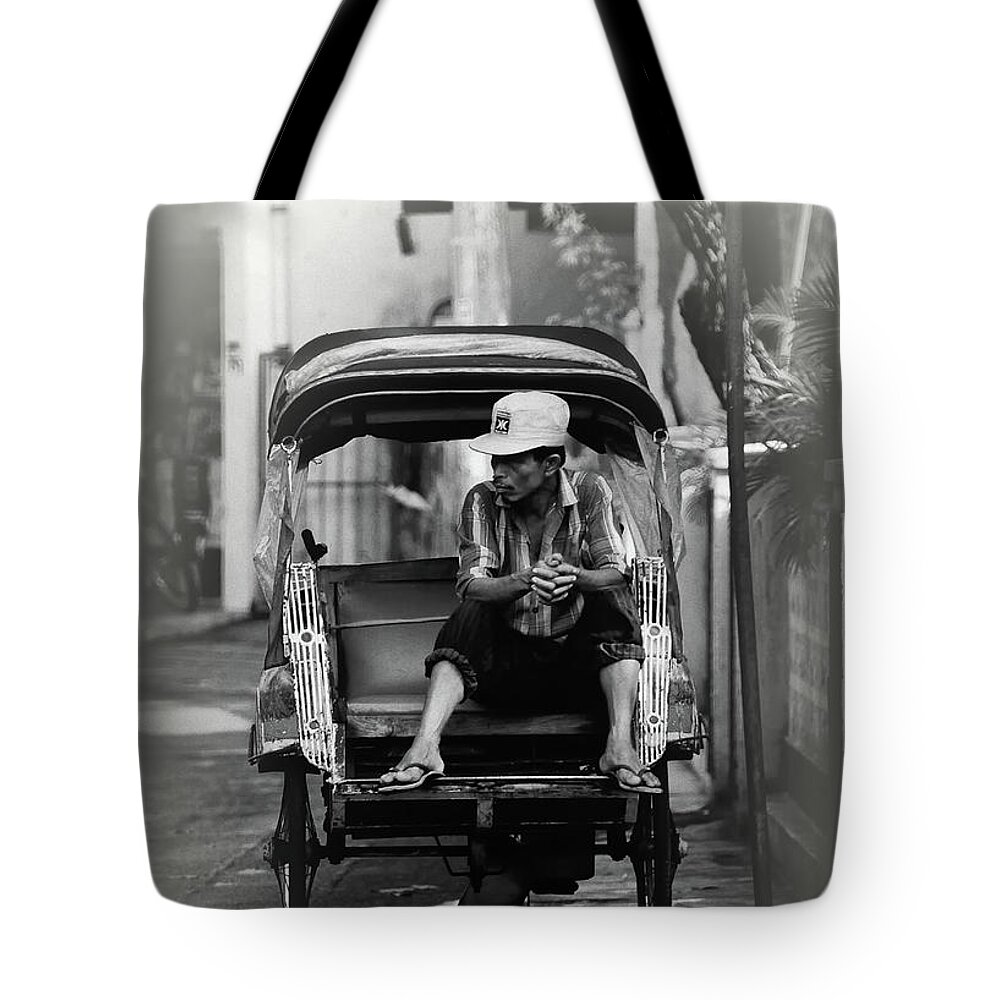 Becak Tote Bag featuring the photograph Waiting for the customer by Charuhas Images