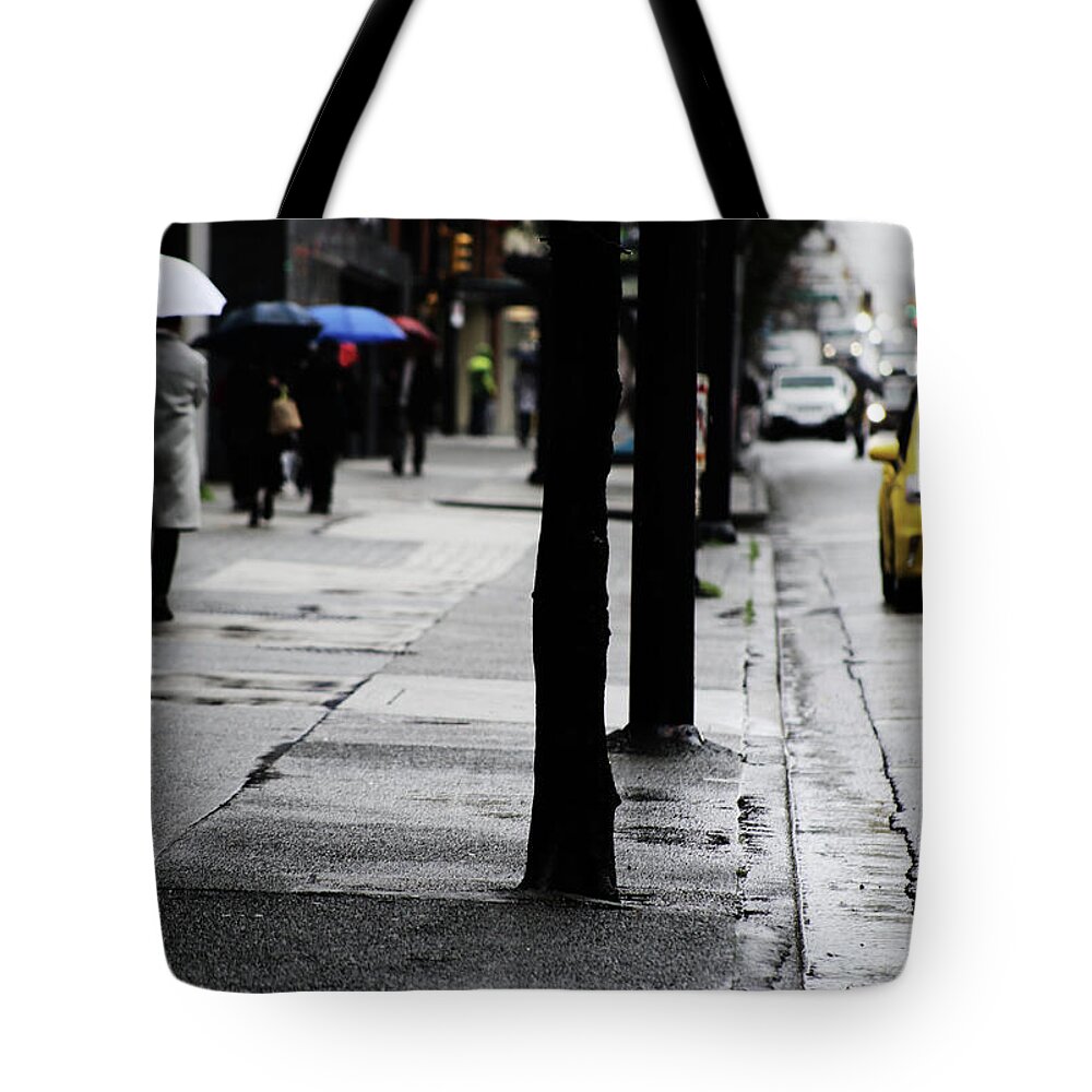 Street Photography Tote Bag featuring the photograph Walk Or Cab by J C