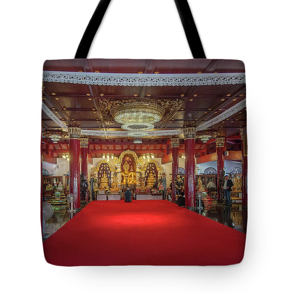 Scenic Tote Bag featuring the photograph Wat Pa Dara Phirom Phra Chulamani Si Borommathat Interior DTHCM1607 by Gerry Gantt