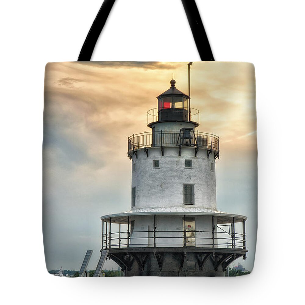Architecture Tote Bag featuring the photograph West O'er-Brims with Warmest Dyes by Richard Bean