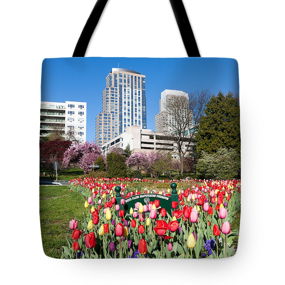 Clarence Holmes Tote Bag featuring the photograph White Plains Beautification Foundation Garden by Clarence Holmes