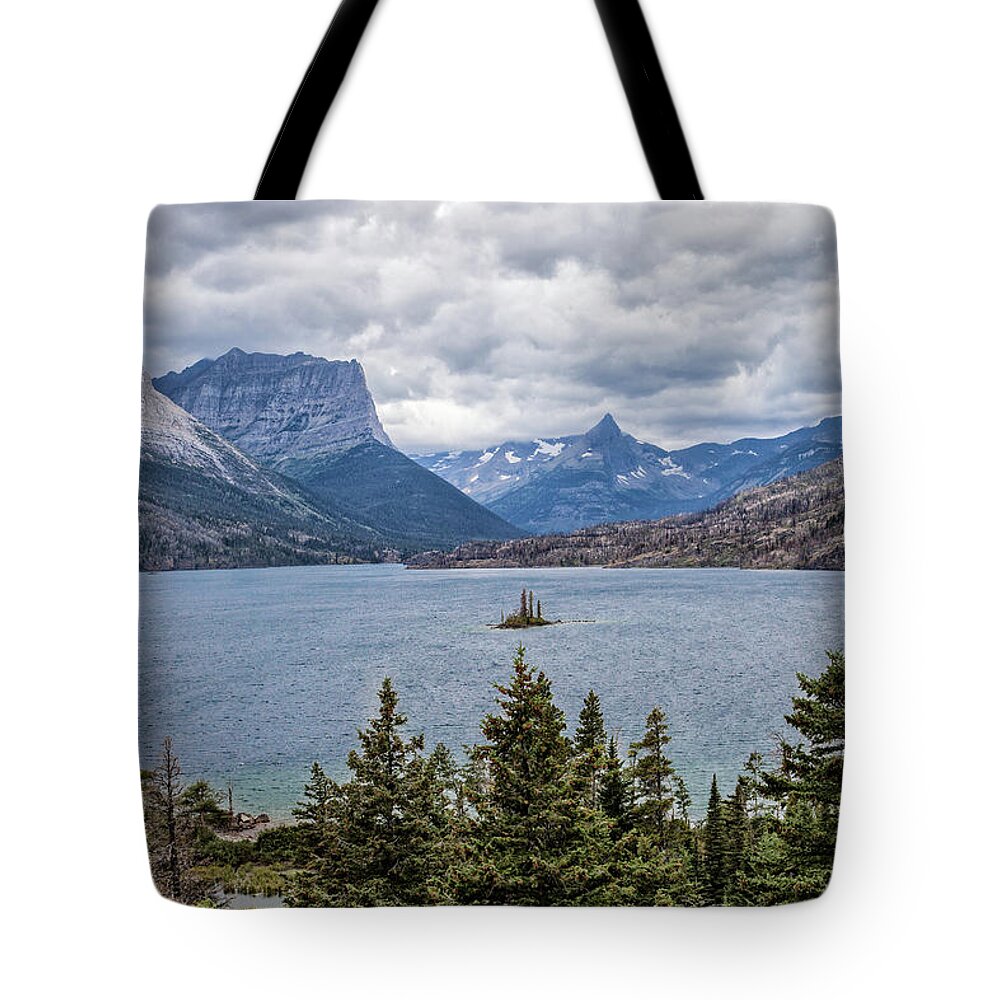 Canyon Tote Bag featuring the photograph Wild Goose Island by Ronald Lutz
