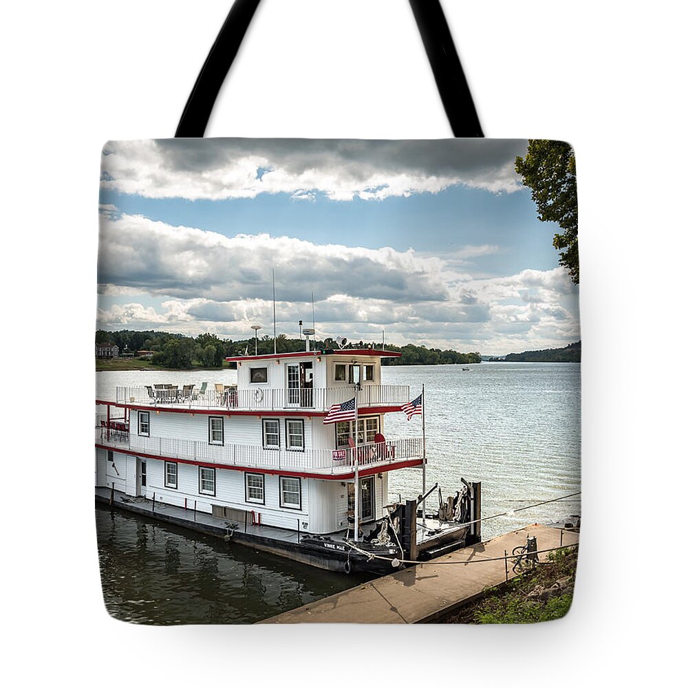 Winnie Mae Tote Bag featuring the photograph Winnie Mae by Holden The Moment