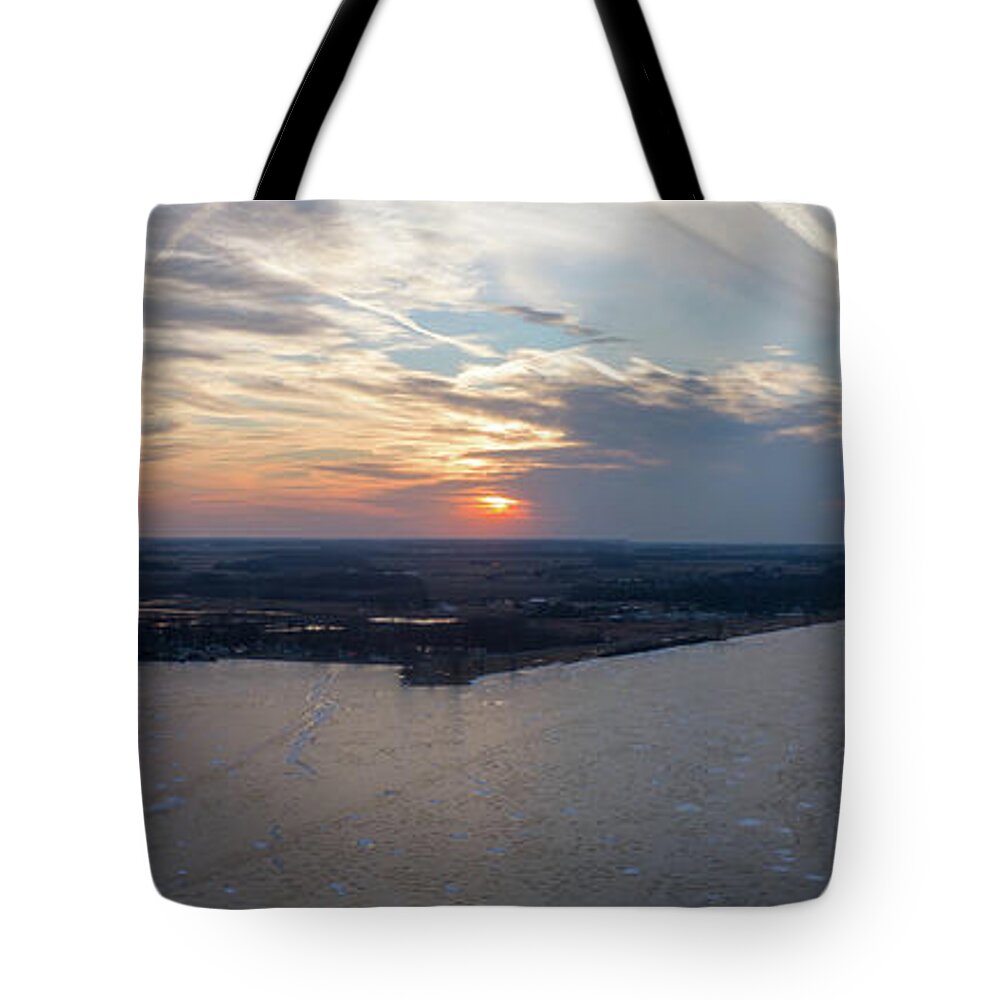  Tote Bag featuring the photograph Winter Sunset by Brian Jones